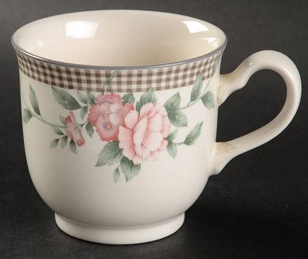 Terrace Cafe Footed Cup
