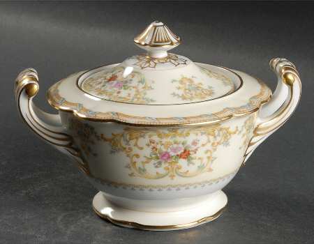 Thalia Sugar Bowl & Lid