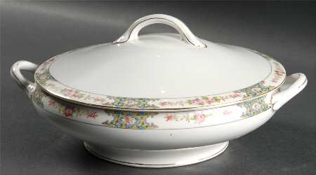 Thelma Bassett Oval Covered Vegetable