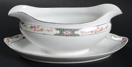 Thelma Bassett Gravy Boat with Attached Underplate