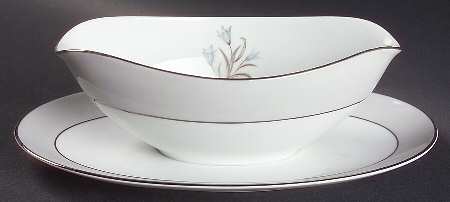 Theme Gravy Boat with Attached Underplate