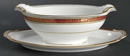 Theresa Gravy Boat with Attached Underplate