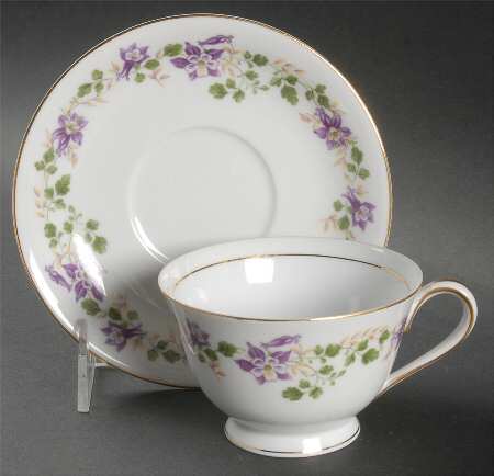 Therese Footed Cup & Saucer Set
