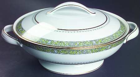 Thurston Round Covered Vegetable
