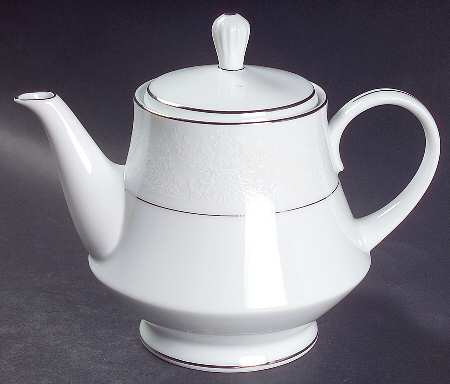 Thule (2020, 3082, P572) Teapot & Lid