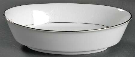 Thule (2020, 3082, P572) 9" Oval Vegetable Bowl