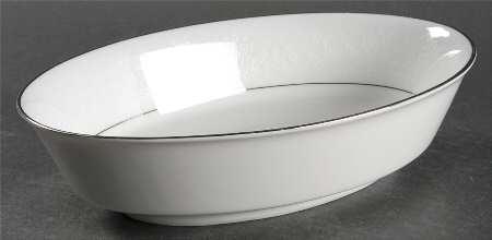 Thule (2020, 3082, P572) 9" Oval Vegetable Bowl