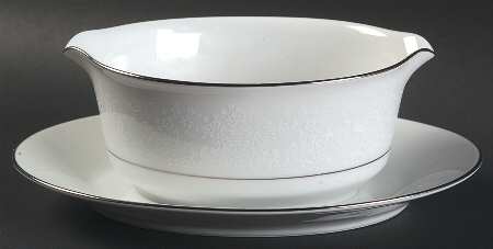 Thule (2020, 3082, P572) Gravy Boat with Attached Underplate