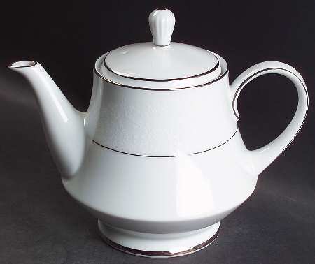 Thule (2020, 3082, P572) Teapot & Lid