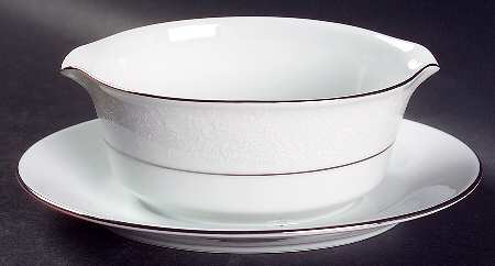 Thule (2020, 3082, P572) Gravy Boat with Attached Underplate