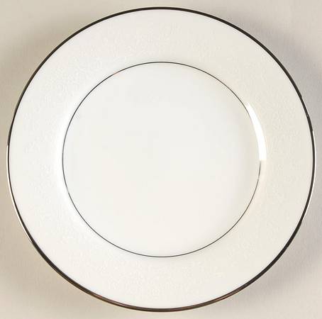 Thule (2020, 3082, P572) Bread & Butter Plate