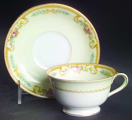 Tiara Footed Cup & Saucer Set
