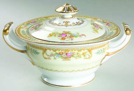 Tiara Sugar Bowl & Lid