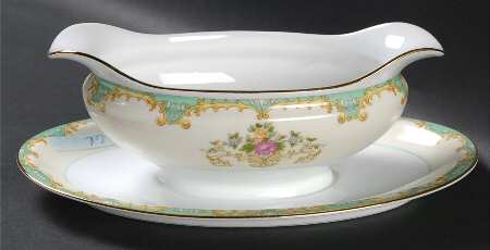 Tiffany Gravy Boat with Attached Underplate