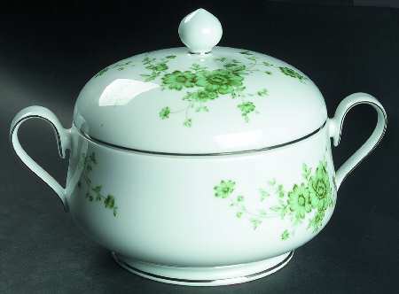 Tipperary Round Covered Vegetable