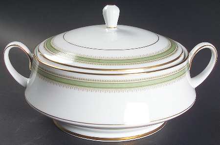 Tisdale Round Covered Vegetable