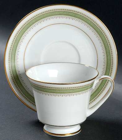 Tisdale Footed Cup & Saucer Set