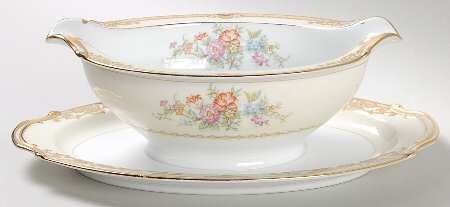 Topaze Gravy Boat with Attached Underplate