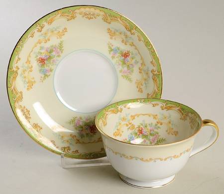 Tosca Footed Cup & Saucer Set