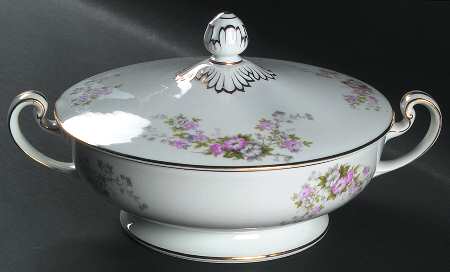 Touraine Round Covered Vegetable