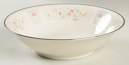 Tracery 9" Round Vegetable Bowl
