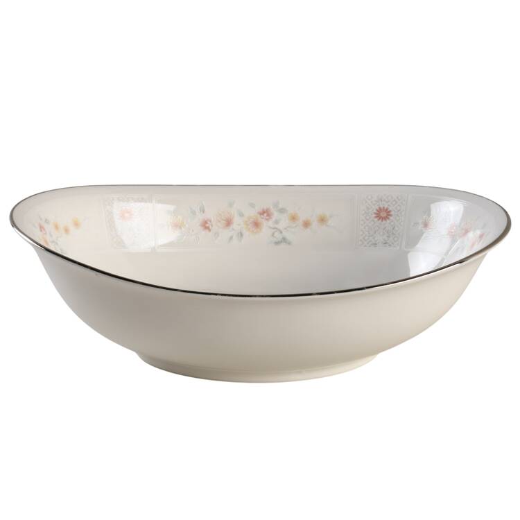 Tracery 9" Oval Vegetable Bowl