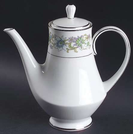Tradition Coffee Pot & Lid
