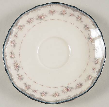 Traviata Saucer