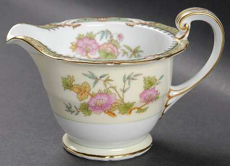 Tremont (86195) Creamer
