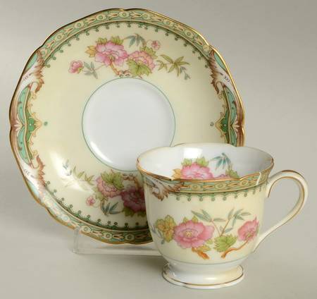 Tremont (86195) Footed Demitasse Cup & Saucer Set