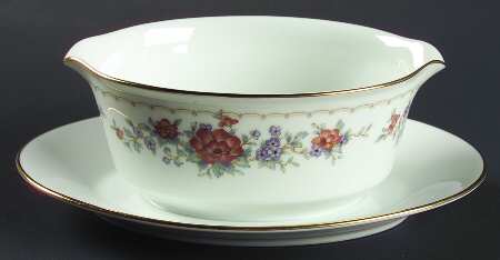 Tremont (3081) Gravy Boat with Attached Underplate