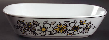 Tressa 9" Oval Vegetable Bowl