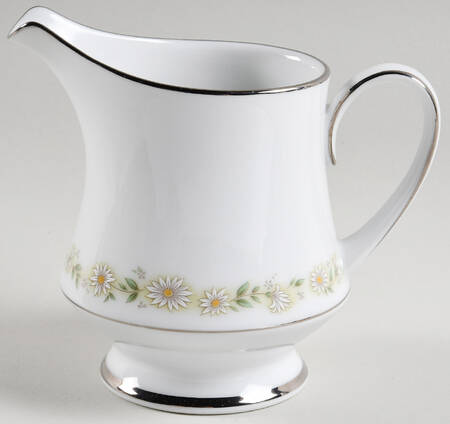 Trilby Creamer