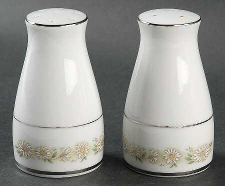 Salt & Pepper Set