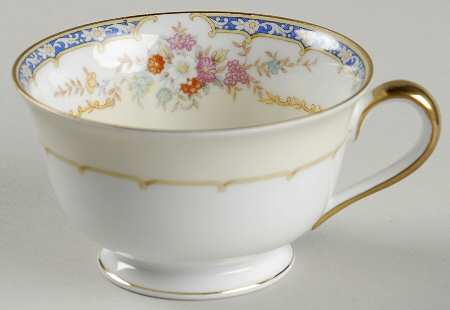 Trianon Footed Cup