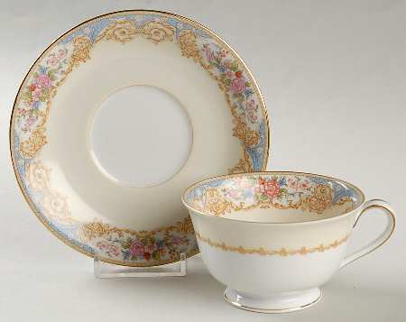 Triosin Footed Cup & Saucer Set