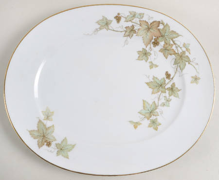 Trailing Ivy 13" Oval Serving Platter