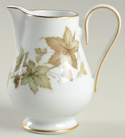 Trailing Ivy Mini Creamer