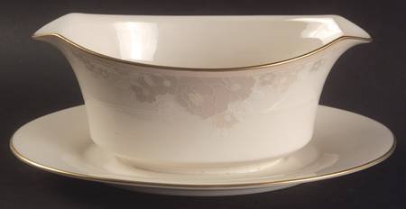 Turtle Bay Gravy Boat with Attached Underplate