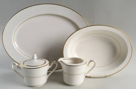 Tulane 5 Piece Hostess Set by Noritake