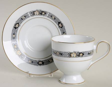 Tullamore Footed Cup & Saucer Set