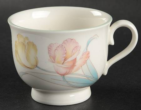 Tulip Time Footed Cup