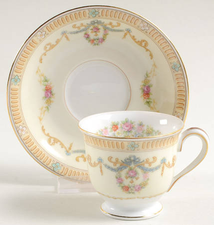 Tybalt Footed Demitasse Cup & Saucer Set