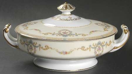 Tybalt Round Covered Vegetable