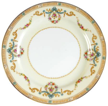 Tybalt Luncheon Plate