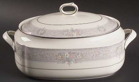 Van Buren Oval Covered Vegetable