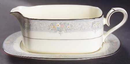 Van Buren Gravy Boat & Underplate (Relish/Butter)