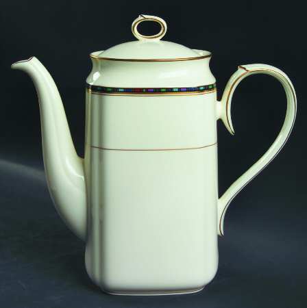 Vancouver Gold Coffee Pot & Lid