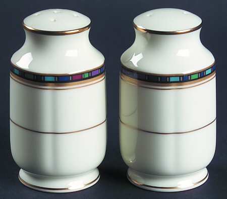 Vancouver Gold Salt & Pepper Set