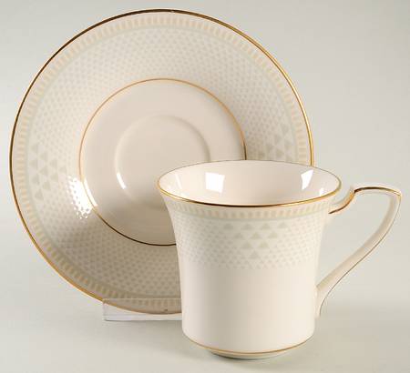 Variation in Gold Flat Cup & Saucer Set
